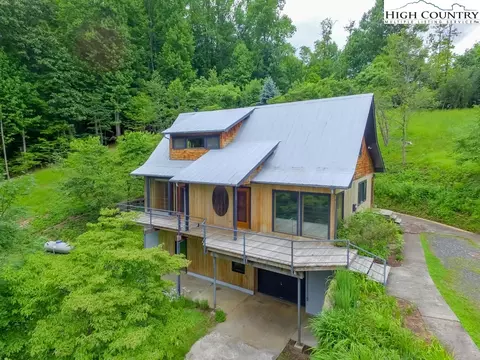 314 Ira Powers Rd, Lansing, NC 28643 photo 4
