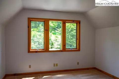 314 Ira Powers Rd, Lansing, NC 28643 photo 25