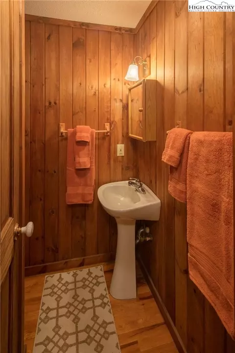 124 Tracy Rd, Todd, NC 28684 photo 19