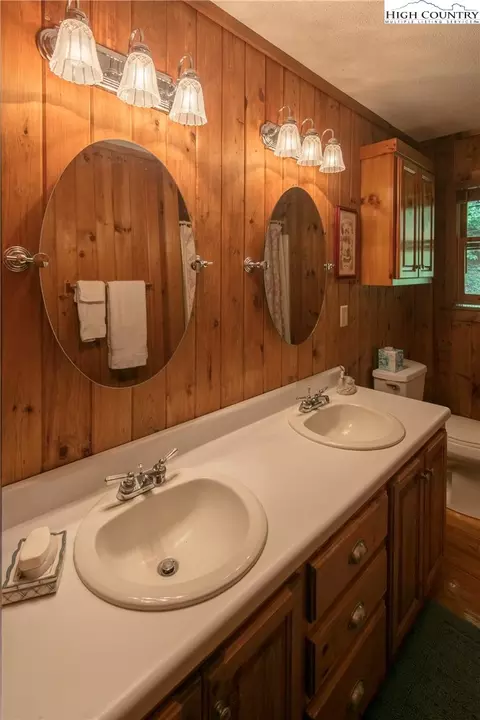 124 Tracy Rd, Todd, NC 28684 photo 22