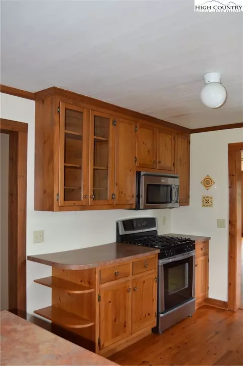 810 Fraser Rd, Sparta, NC 28675 photo 9