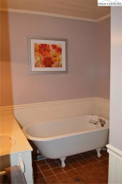 810 Fraser Rd, Sparta, NC 28675 photo 13