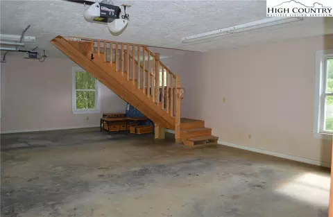 810 Fraser Rd, Sparta, NC 28675 photo 5