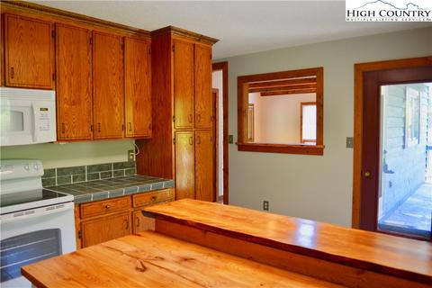 353 Clark Swift Rd, Vilas, NC 28692 photo 8