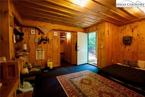 279 Quiet Pl, Todd, NC 28684 photo 15
