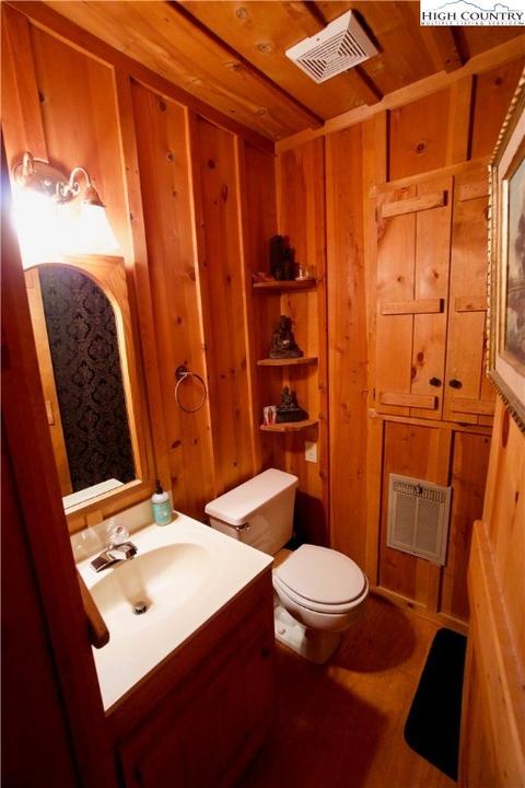 279 Quiet Pl, Todd, NC 28684 photo 8