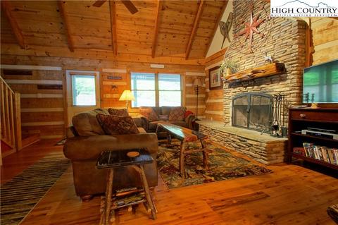 299 Streamside Ln, Seven Devils, NC 28604 photo 10