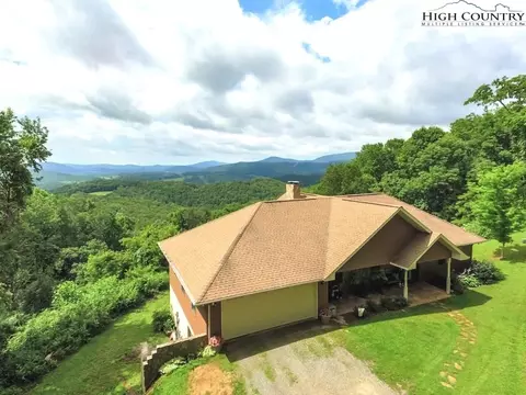 531 Dayspring Dr, Boone, NC 28607 photo 1