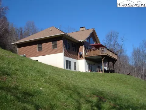 531 Dayspring Dr, Boone, NC 28607 photo 5