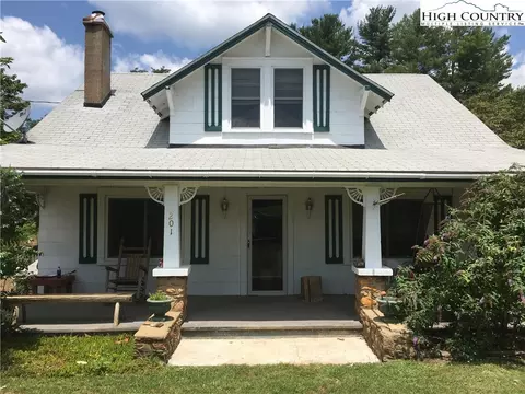 201 Cherry St, Sparta, NC 28675 photo 1