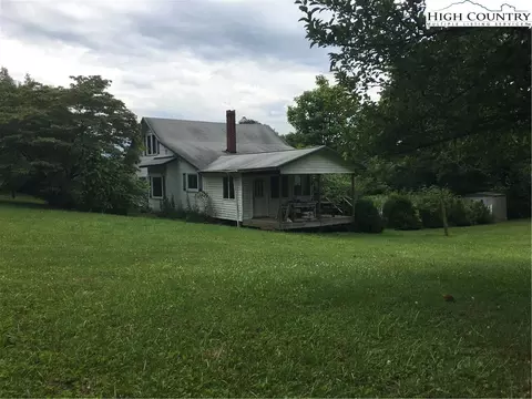 201 Cherry St, Sparta, NC 28675 photo 16