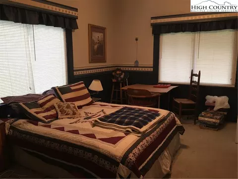 201 Cherry St, Sparta, NC 28675 photo 7