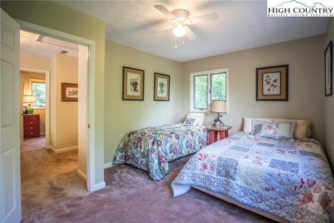741 Wildcat Rdg, Deep Gap, NC 28618 photo 30