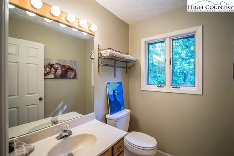 741 Wildcat Rdg, Deep Gap, NC 28618 photo 31