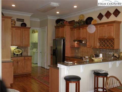 133 Wimbledon Dr, Roaring Gap, NC 28668 photo 5