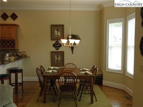 133 Wimbledon Dr, Roaring Gap, NC 28668 photo 4