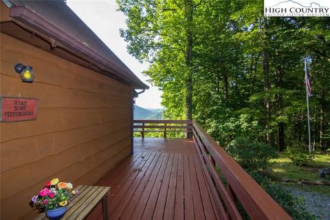 623 Memory Ln, Deep Gap, NC 28618 photo 3