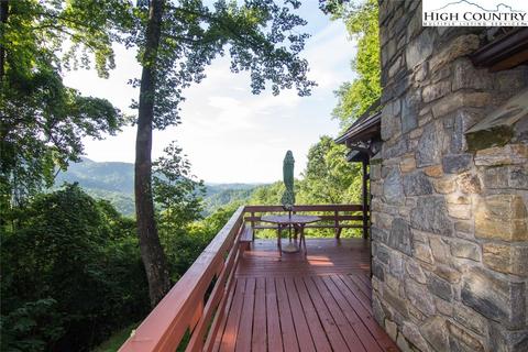 623 Memory Ln, Deep Gap, NC 28618 photo 8