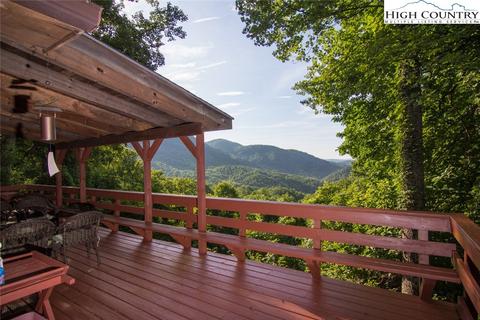 623 Memory Ln, Deep Gap, NC 28618 photo 4