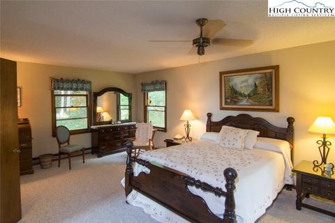 623 Memory Ln, Deep Gap, NC 28618 photo 23