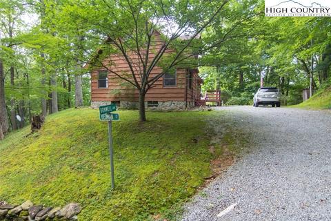 623 Memory Ln, Deep Gap, NC 28618 photo 2