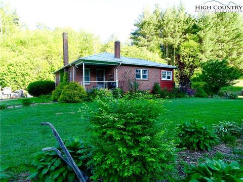 5984 Old 421 S Hwy, Deep Gap, NC 28618 photo 8