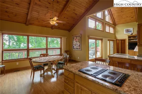 204 Belmont Dr, Boone, NC 28607 photo 7