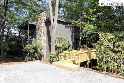 166 Arbor Ln, Boone, NC 28607 photo 2