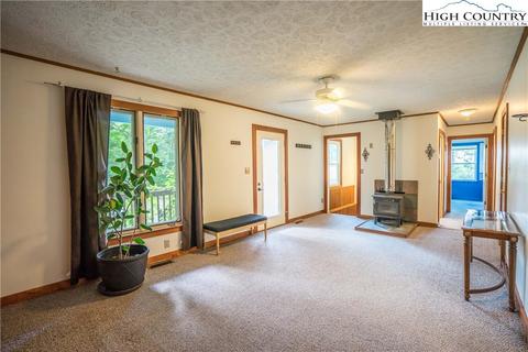 1807 Vanderpool Dr, Vilas, NC 28692 photo 3