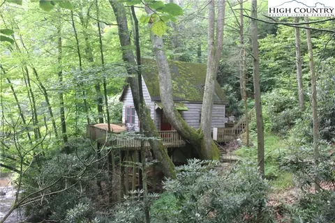 1444 N Pine Run Rd, Boone, NC 28607 photo 1