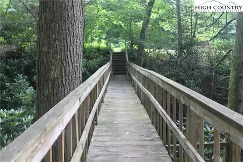1444 N Pine Run Rd, Boone, NC 28607 photo 2