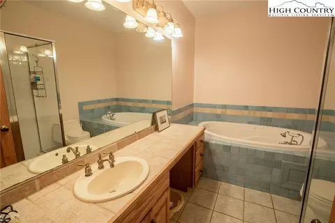 828 Deck Hill Rd, Boone, NC 28607 photo 20