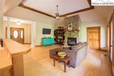 828 Deck Hill Rd, Boone, NC 28607 photo 2