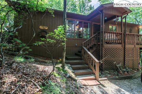 844 Laurel Cir, Deep Gap, NC 28618 photo 2