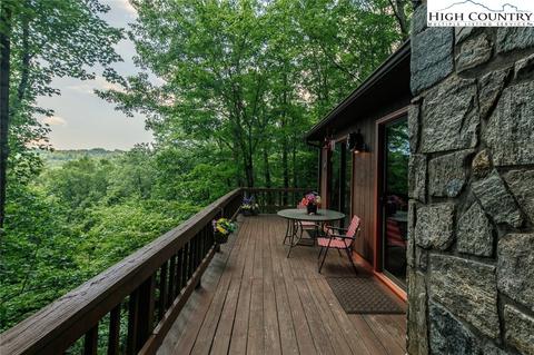 844 Laurel Cir, Deep Gap, NC 28618 photo 27