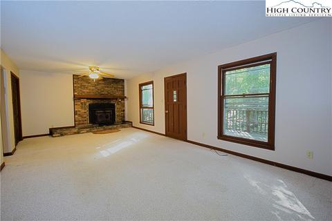 186 Hemlock Dr, Deep Gap, NC 28618 photo 5