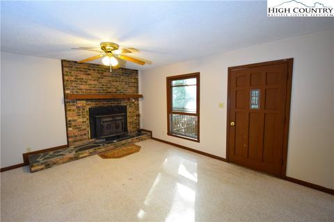 186 Hemlock Dr, Deep Gap, NC 28618 photo 3