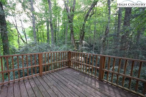 186 Hemlock Dr, Deep Gap, NC 28618 photo 7