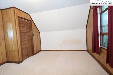 186 Hemlock Dr, Deep Gap, NC 28618 photo 12