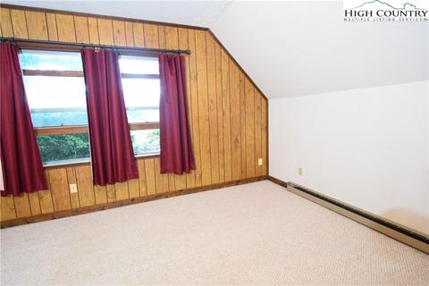 186 Hemlock Dr, Deep Gap, NC 28618 photo 11