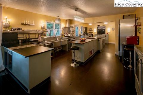 142 Birch, Boone, NC 28607 photo 17