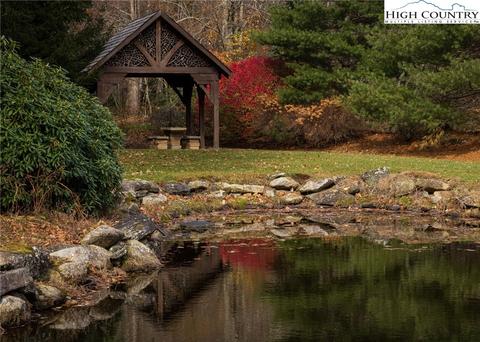 12 Solitude Lane, Todd, NC 28684