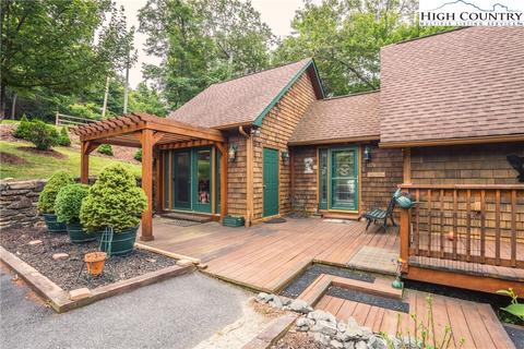 1176 Old Hampton Rd, Boone, NC 28607 photo 4