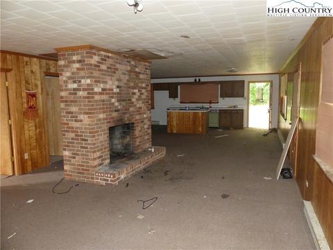 451 Walnut Ln, Vilas, NC 28692 photo 15