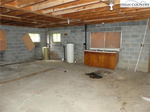 451 Walnut Ln, Vilas, NC 28692 photo 18