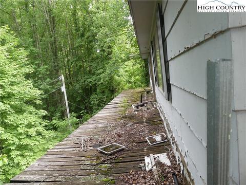451 Walnut Ln, Vilas, NC 28692 photo 31