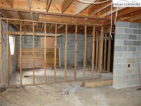 451 Walnut Ln, Vilas, NC 28692 photo 19
