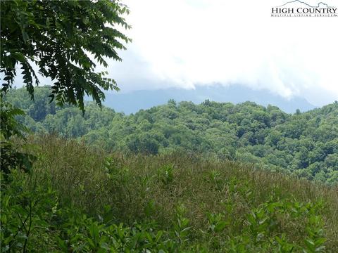 451 Walnut Ln, Vilas, NC 28692 photo 7