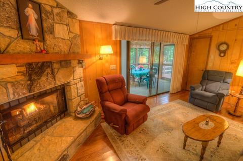 288 S Fox Cove Rd, Boone, NC 28607 photo 3