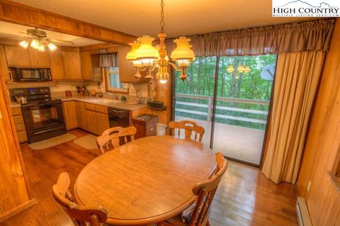 288 S Fox Cove Rd, Boone, NC 28607 photo 8